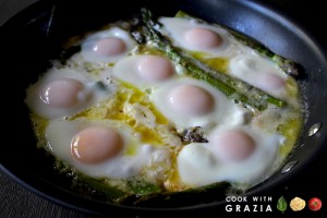 skillet asparagus eggs parmigiano