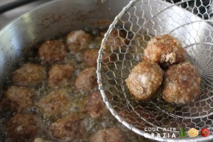 deep fry meatballs