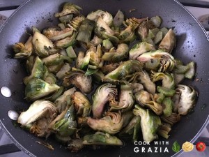 artichokes in pan