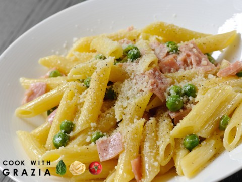 Pasta with Sweet Peas and Ham